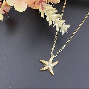Gold Starfish Pendant Necklace